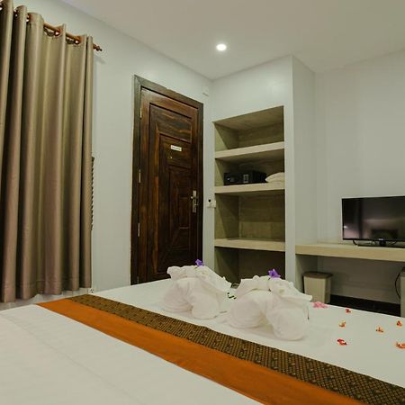 Makk Hotel Kampot Eksteriør billede