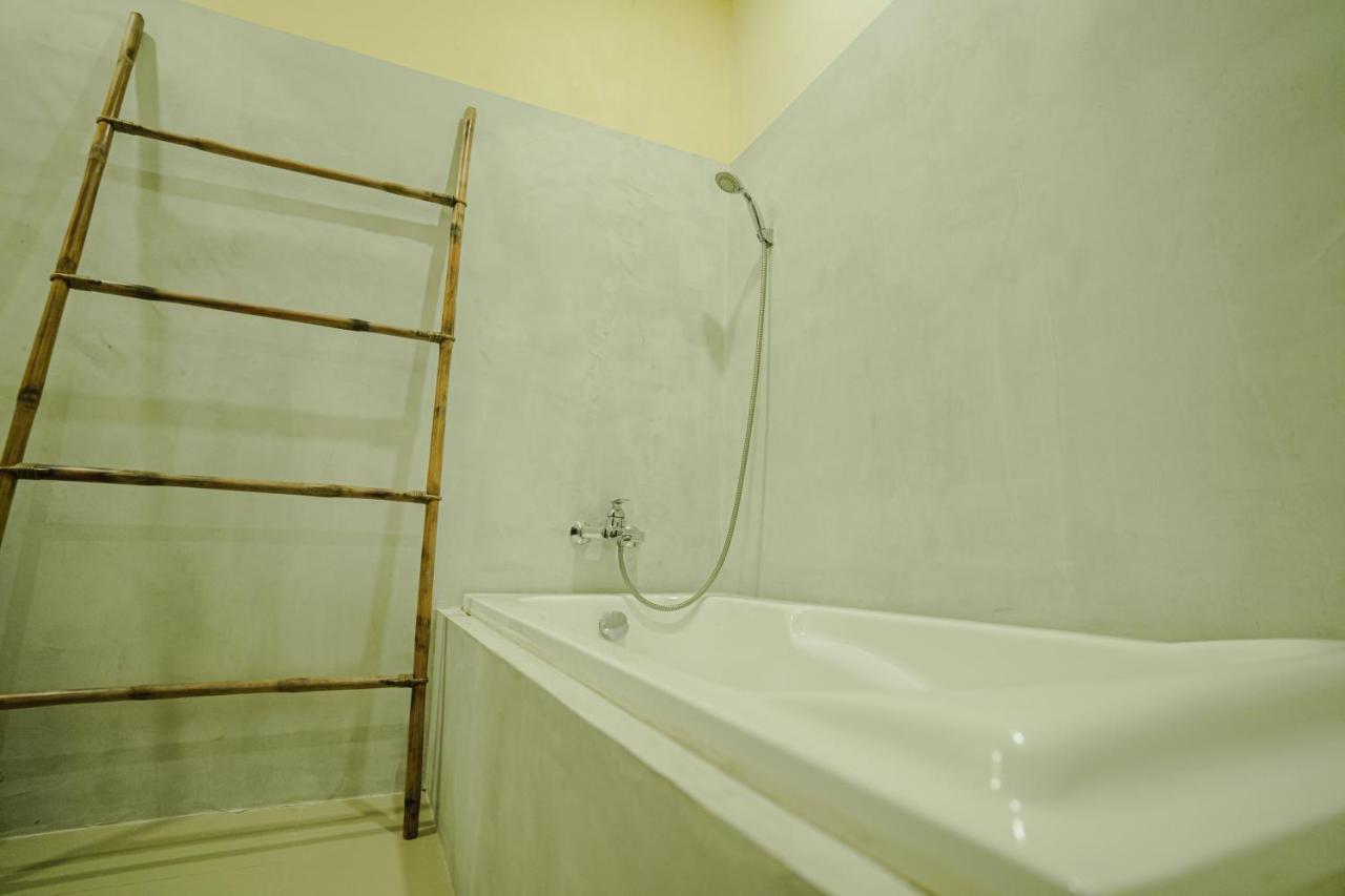 Makk Hotel Kampot Eksteriør billede