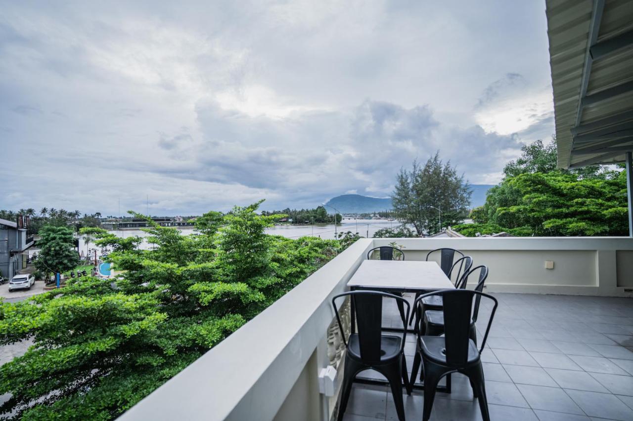 Makk Hotel Kampot Eksteriør billede
