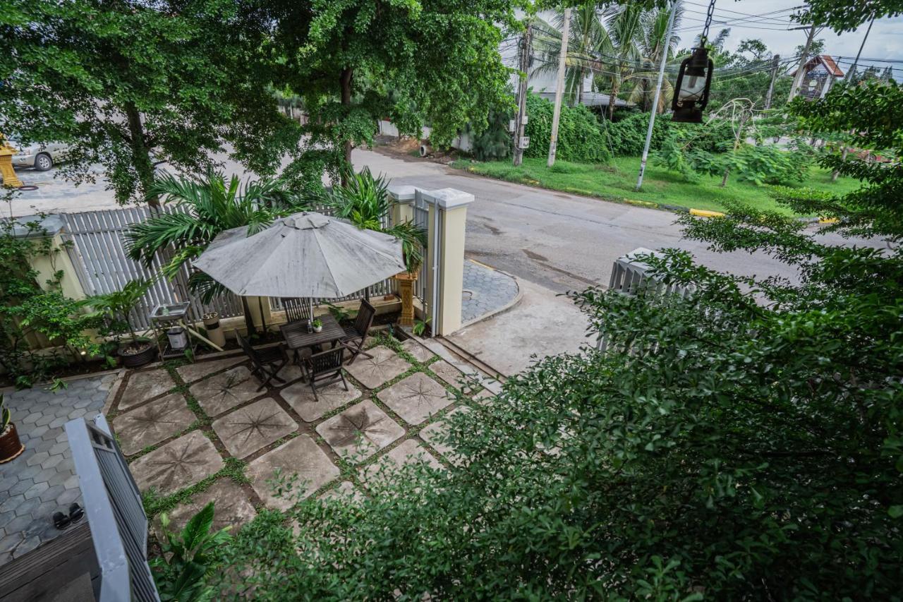 Makk Hotel Kampot Eksteriør billede