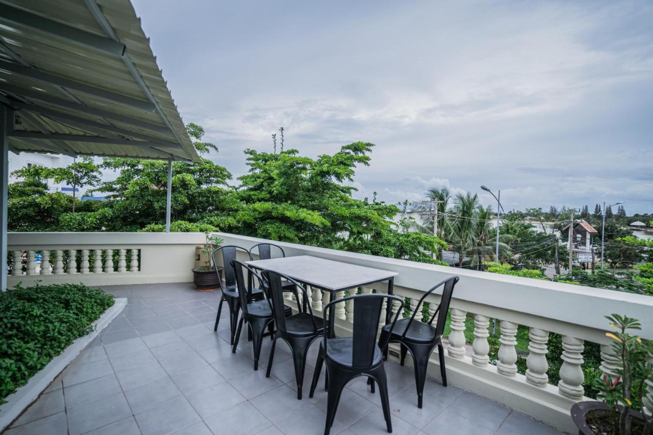 Makk Hotel Kampot Eksteriør billede