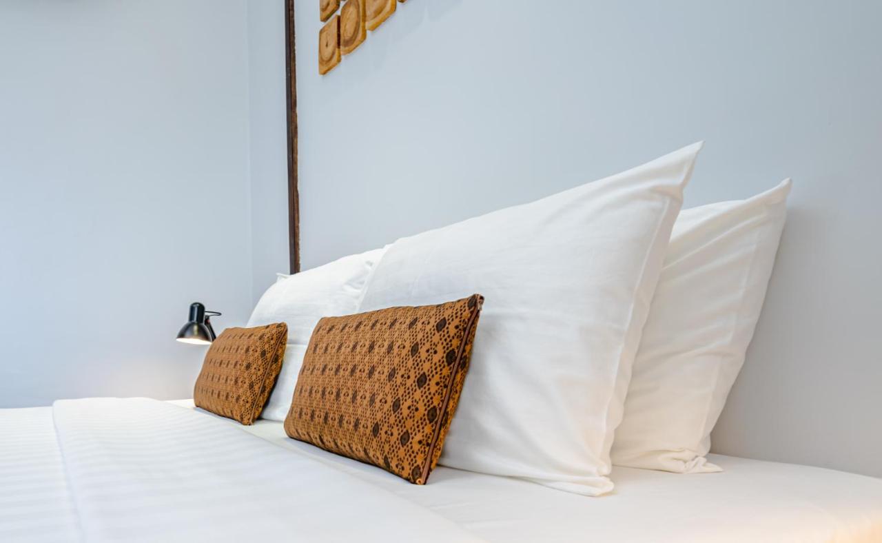 Makk Hotel Kampot Eksteriør billede