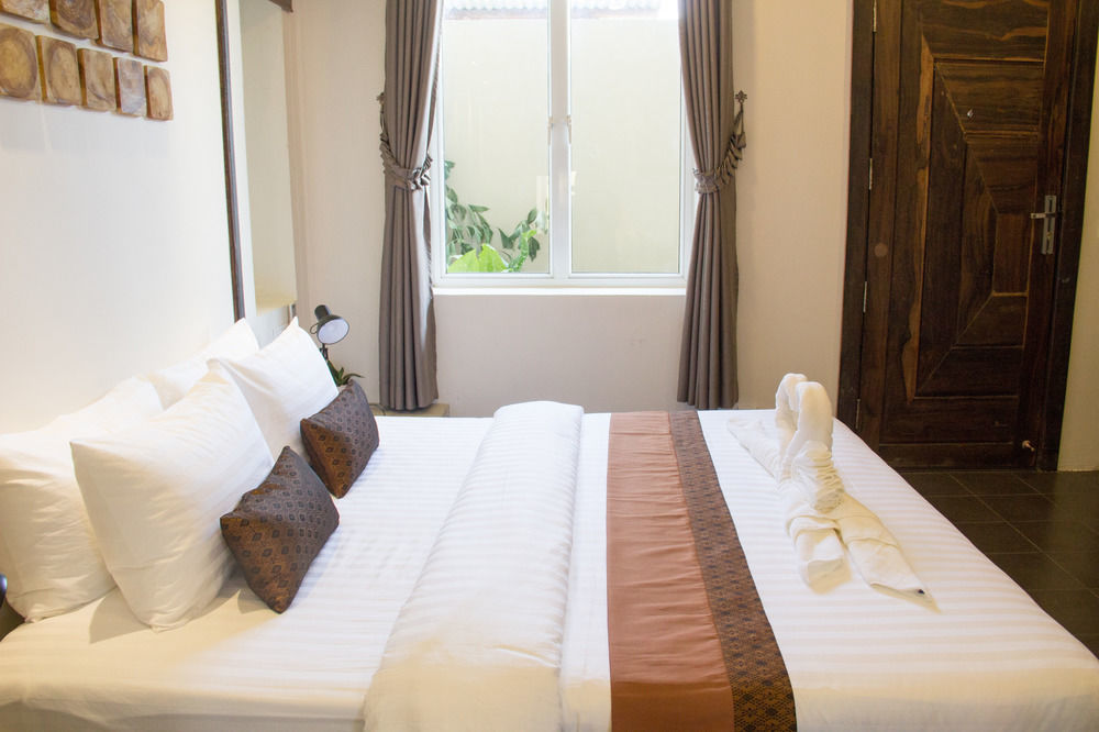 Makk Hotel Kampot Eksteriør billede